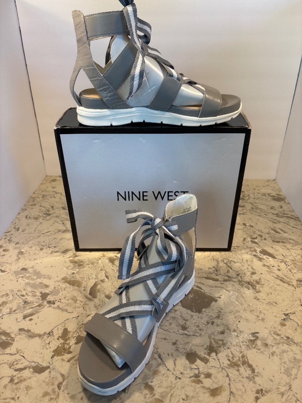EUC Women’s Nine West Grey Gladiator Sandals Ribbon Lace Up Size 11